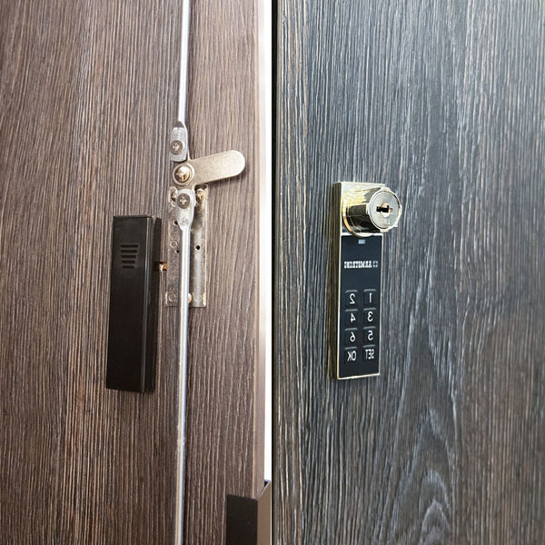 Armstrong Cabinet Lock with Keypad & Manual Key Protection - Nickel Finish