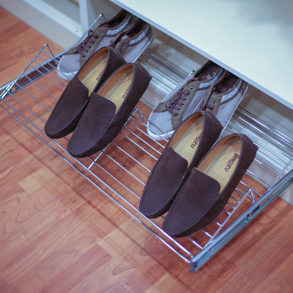 Soft closing wardrobe shoe rack