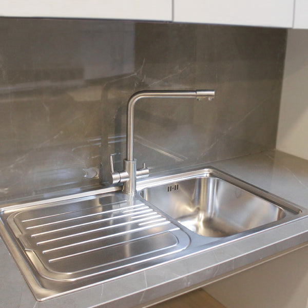 1 bowl sink in stainless steel with top mount installation, 
