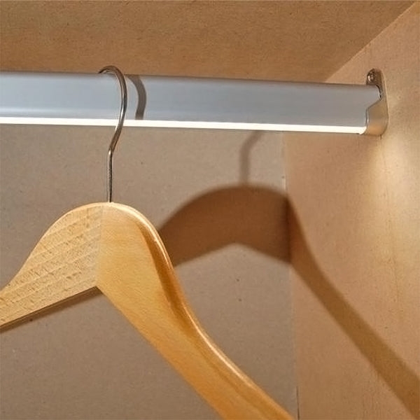 Wardrobe Hanging Rod with Light
